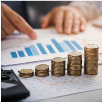 상승 그래프가 강조된 기업 성장 분석 장면 재무재표상 상승 그래프가 강조된 기업 성장 분석 장면